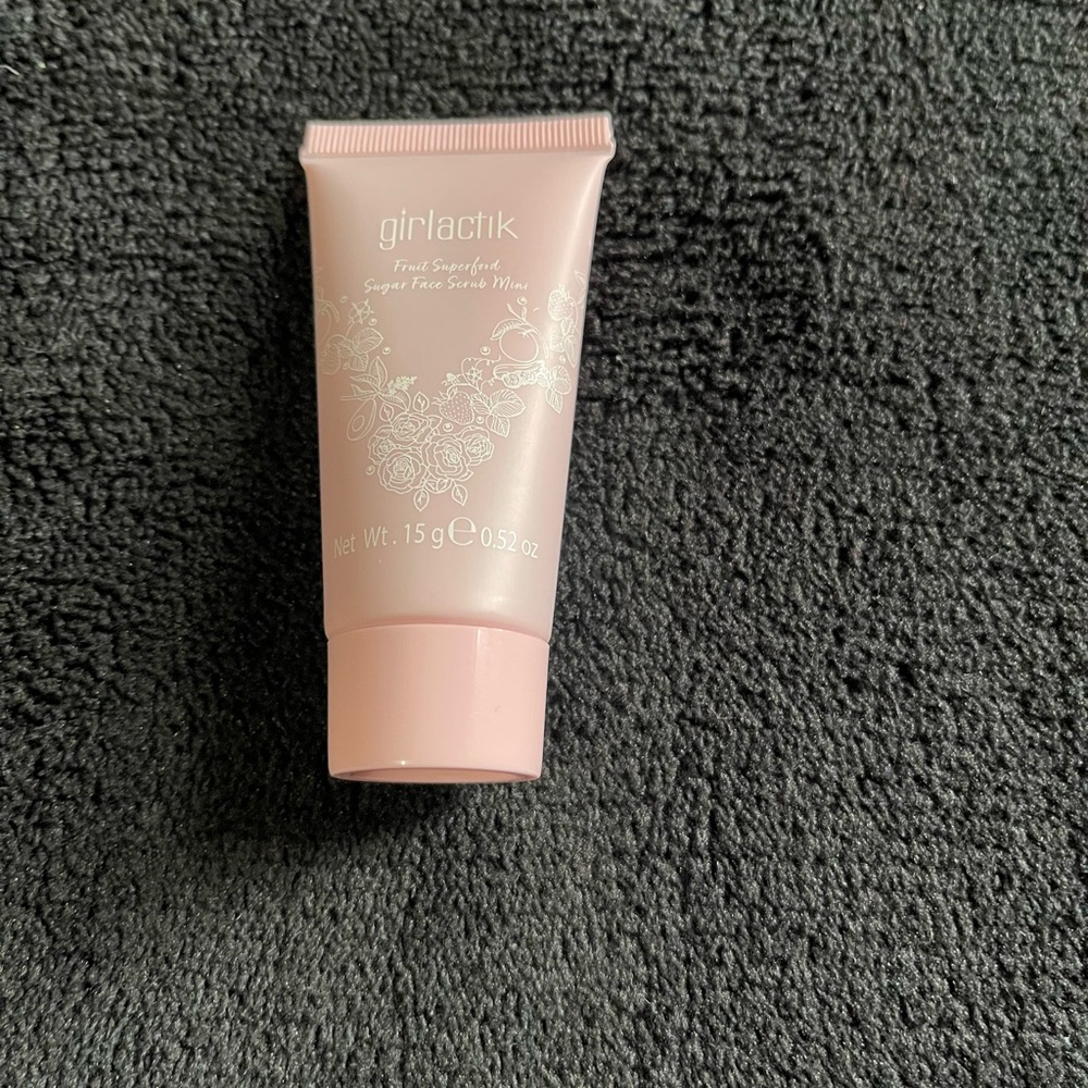 Girlactik Fruit Superfood Sugar Face Scrub Mini